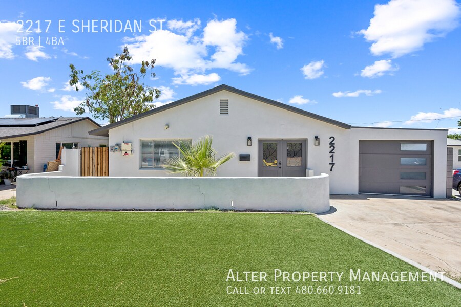 Foto principal - 2217 E Sheridan St