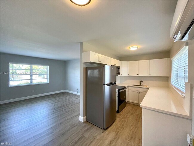 Building Photo - 4 br, 2 bath House - 11360 SW 44th St