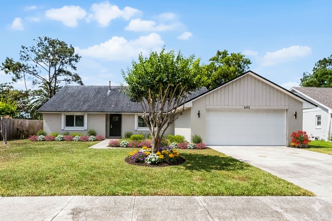 Live the Lake Life! Stunning 4BD Home with... - Live the Lake Life! Stunning 4BD Home with...