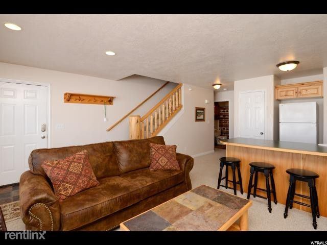 Building Photo - 5122 Moose Hollow Dr