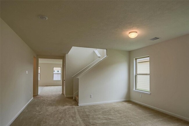 Building Photo - 2527 Boxwood Park