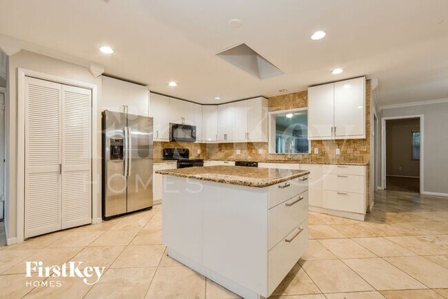 Foto del edificio - 7039 Pecan Ct
