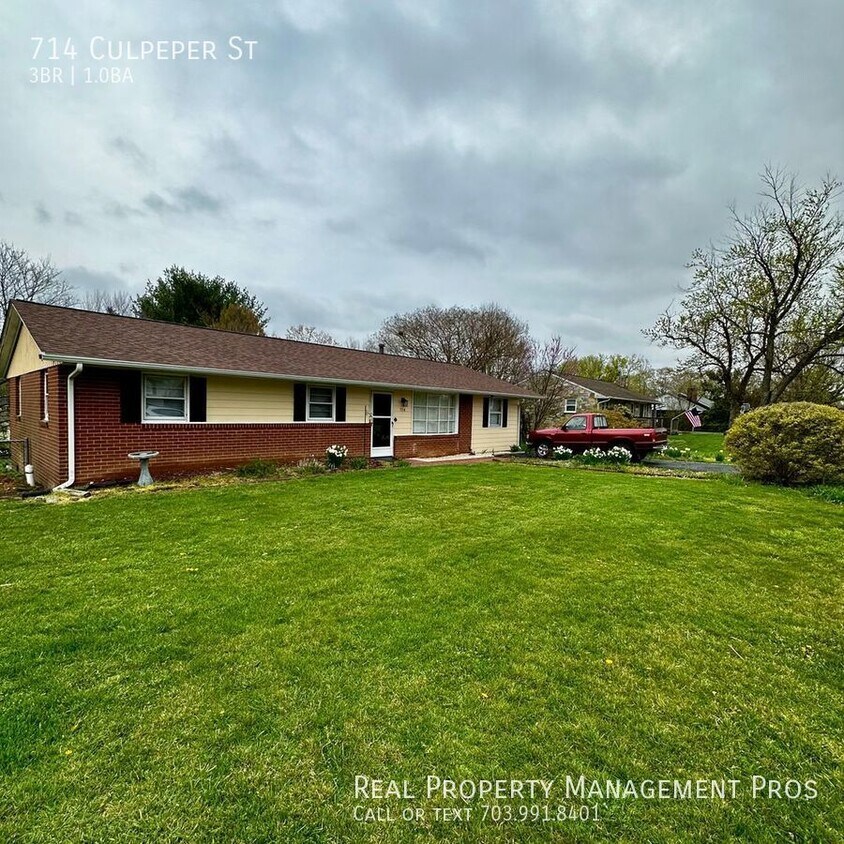Primary Photo - Newly Renovated 3 Bedroom Home!