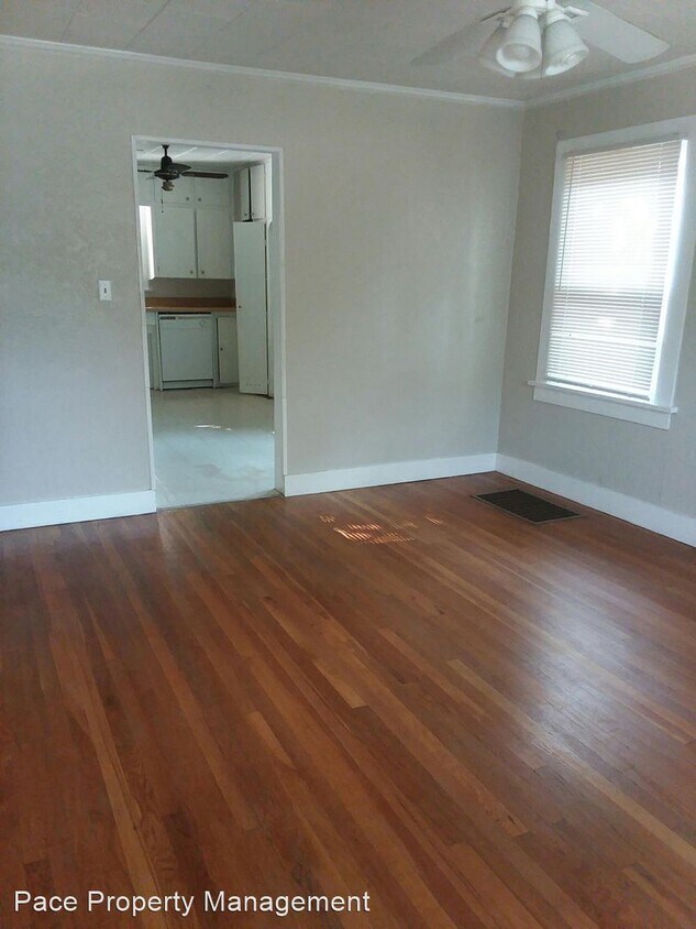 Foto principal - 2 br, 2 bath House - 3912 Cheyenne Terrace