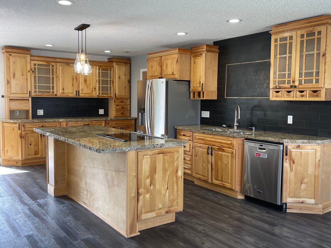 Foto principal - 4620 S Garrison St