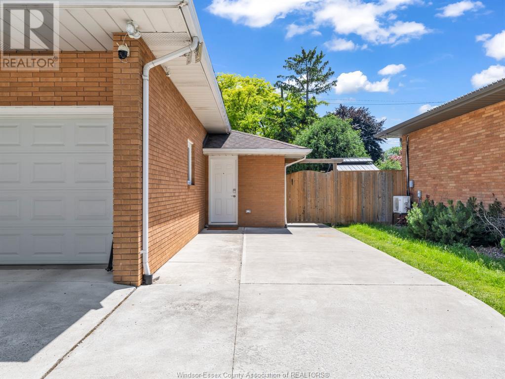 Photo principale - 675 Bedford St