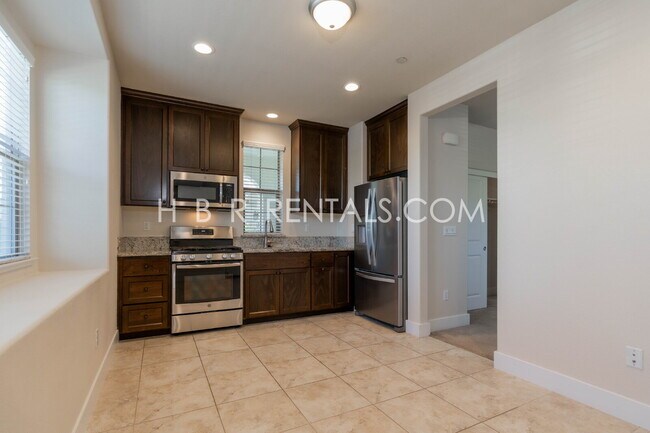Foto del edificio - CASITA IN HANSEN VILLAGE - Mountain House MOVE IN READY