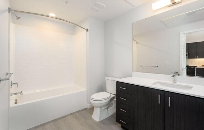 Foto del edificio - 4300 Collins Ct