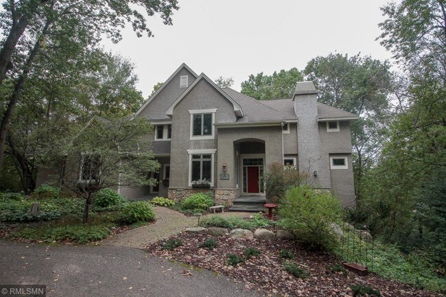 Foto del edificio - 4266 Manor Ct Rd