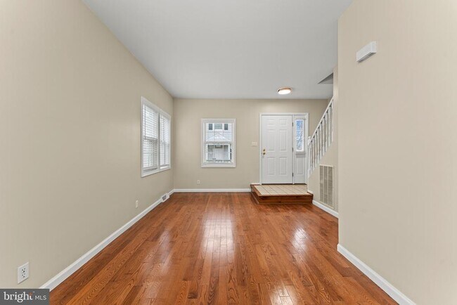 Foto del edificio - 7201 Old Friendship Way