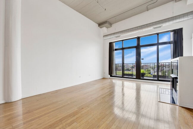 Building Photo - 1524 S Sangamon St