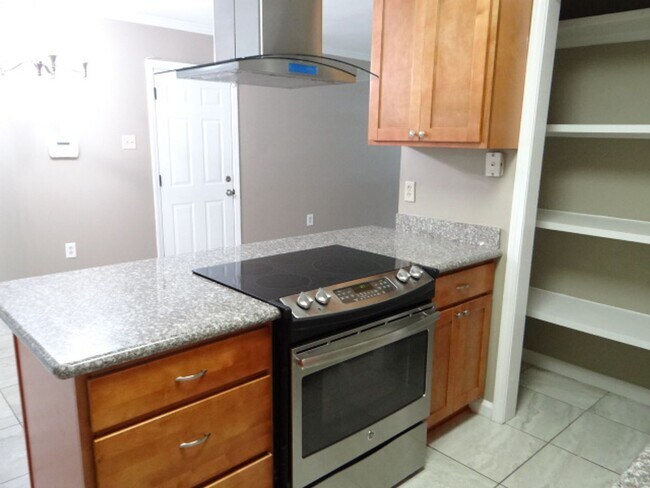 Foto del edificio - Cute Rental Off Old Hammond HWY near Millerville.