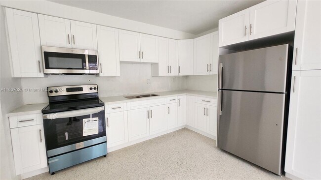 Foto del edificio - 2495 SW 16th St