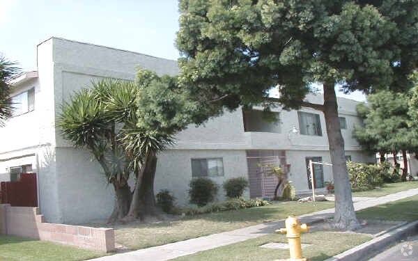 12737 Kalnor ¡alejado - 12737 Kalnor Ave