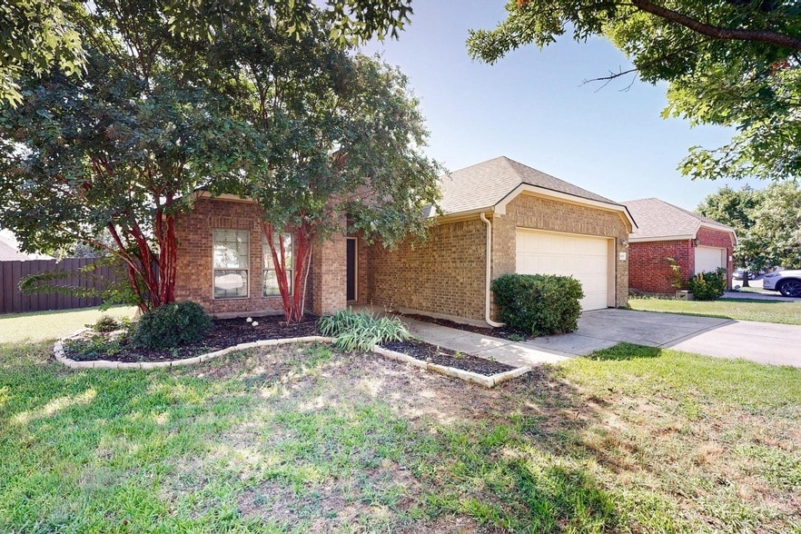 Photo - 409 Northbrook Ave