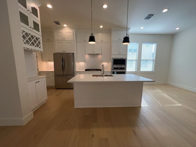 Photo - 10607 Enclave Shadows Ct House