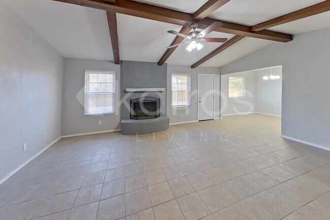 Foto del edificio - 5212 S Milam St