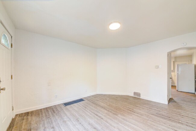 Foto del edificio - 741 Proctor Wy
