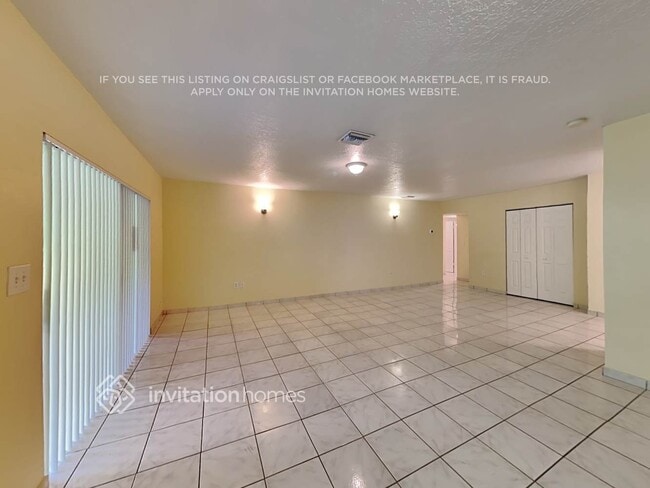 Building Photo - 17421 SW 92nd Ct