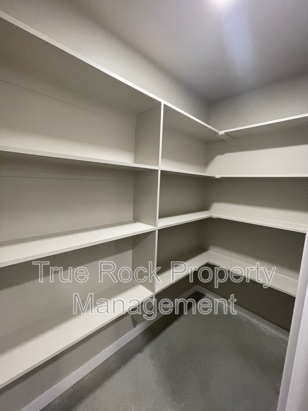 Foto del edificio - 13807 County Rd 1554