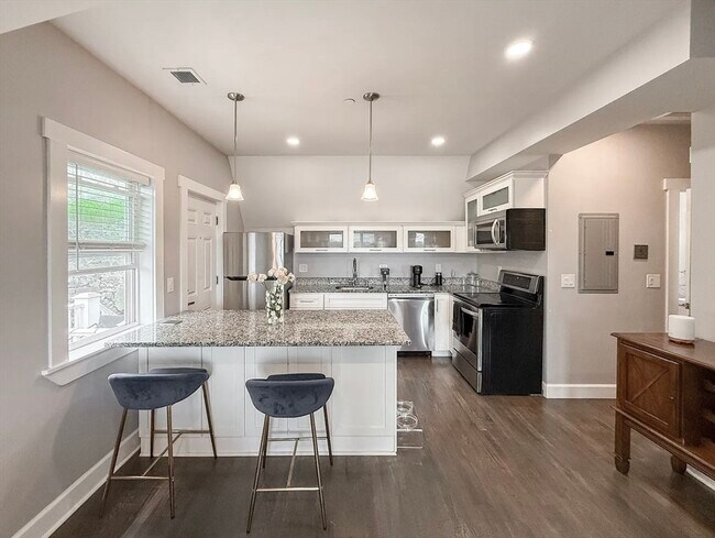 Foto del edificio - 468 Salem St