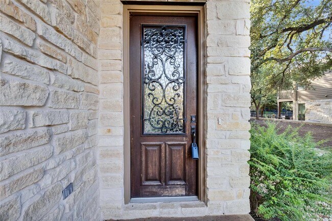 Building Photo - 7308 Bandera Ranch Trail