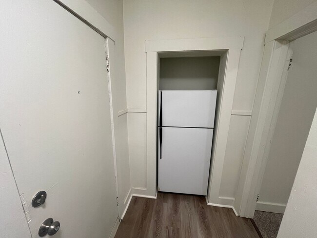 Foto del edificio - Charming 1 Bedroom Apartment in the Heart ...