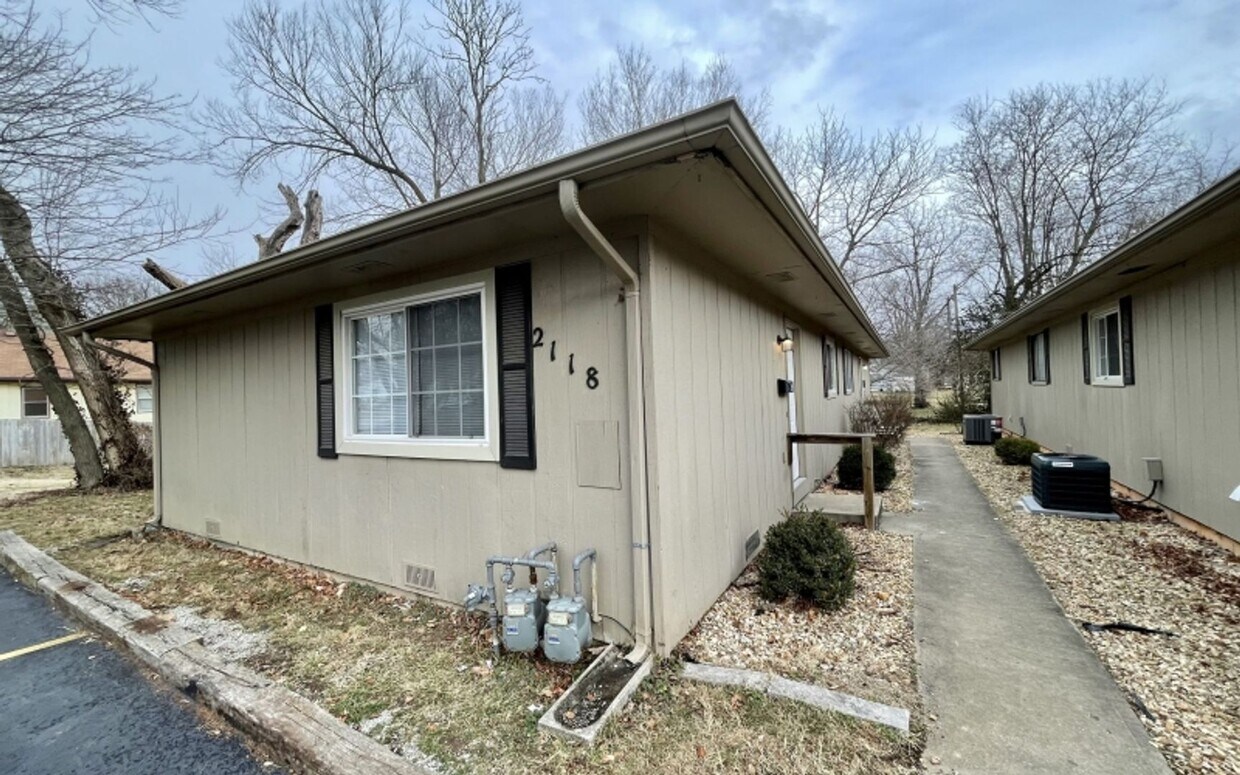 Foto principal - 2112 N Jefferson Ave