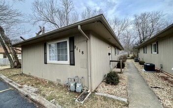 Building Photo - 2118 N Jefferson Ave