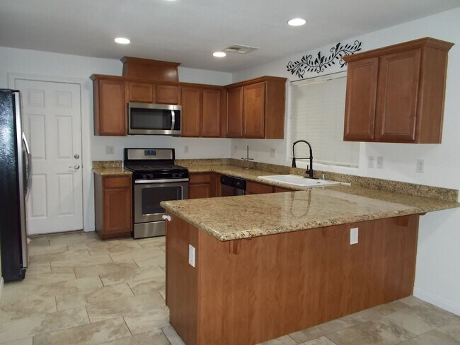 Building Photo - Welcome to your perfect summer retreat!