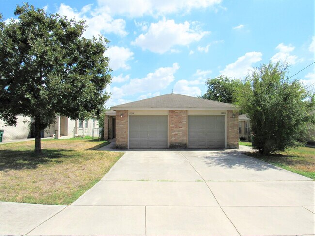 Foto del edificio - STONERIDGE DUPLEX - NORTH EAST I.S.D.