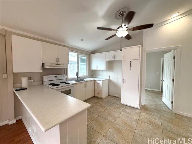 Building Photo - 99-146-146 Kulina St