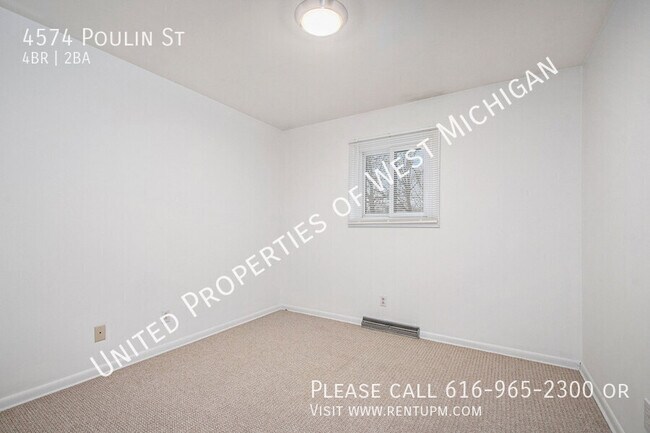 Building Photo - Available Now | 4 Bedroom 2 Bath Single Fa...