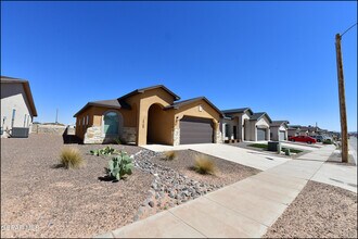 Building Photo - 15149 Imagine Dr