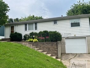Building Photo - 4413 N Walrond Ave