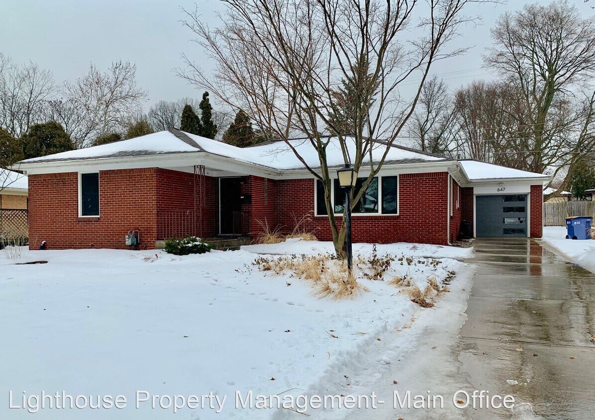 Foto principal - 4 br, 3 bath House - 647 Sligh Blvd NE