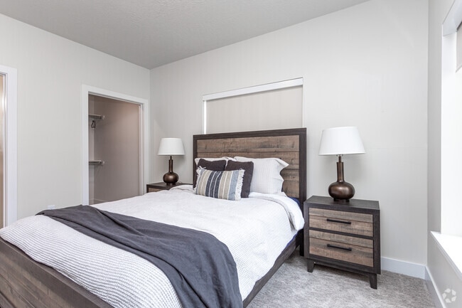 2BR, 2BA - 1,048SF - Primary Bedroom - Altair at Riverwalk