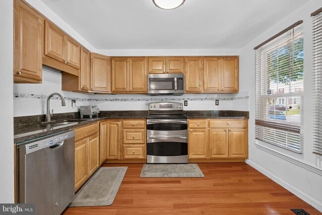 Foto del edificio - 10522 Lime Tree Way