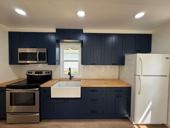 Foto del edificio - 1 Bedroom House in Tranquil Setting With L...