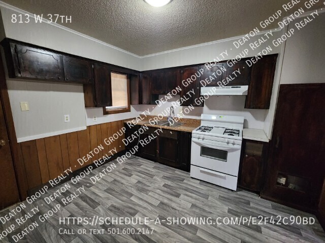 Foto del edificio - 813 W 37th St