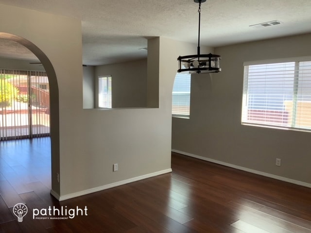 Foto del edificio - 601 Sedona Meadows Dr NE