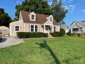 Building Photo - 8031 Roxboro Rd