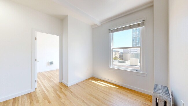 Foto del edificio - 723 Ellis St
