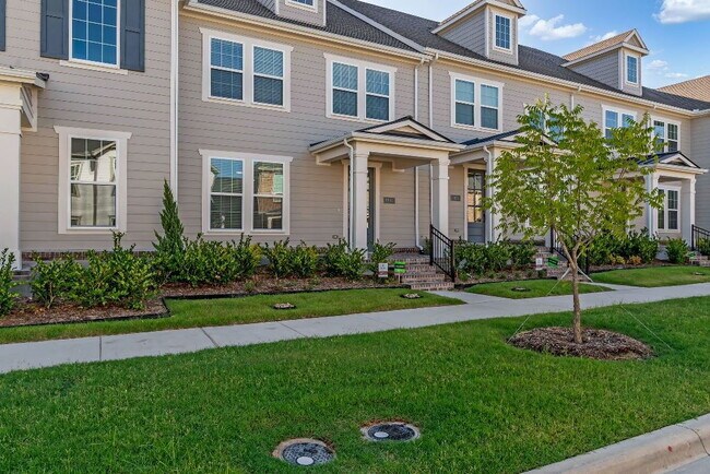 Foto del edificio - "Brand New 3 Bedroom, 2.5 Bath Townhome in...
