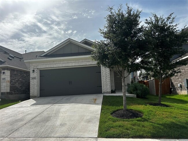 Building Photo - 439 Spinnaker Loop