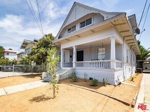 Building Photo - 1228 Fedora St