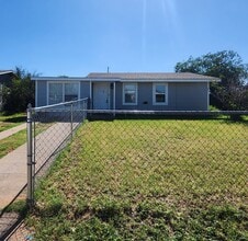 Building Photo - 507 Devonian Dr