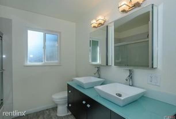 Building Photo - 1254 San Mateo Dr