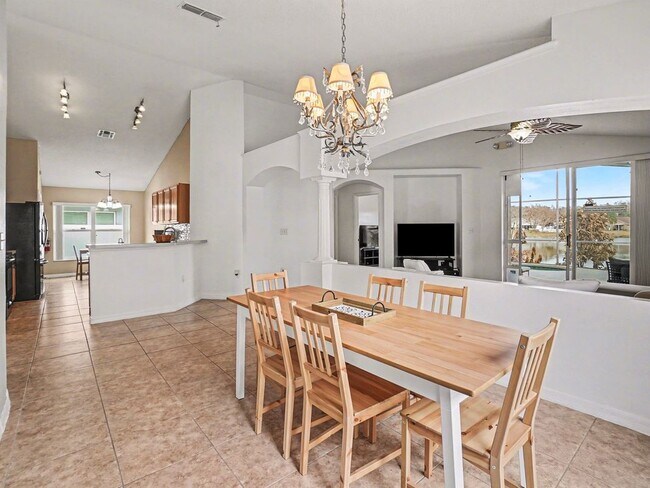 Foto del edificio - 2415 Black Powder Ln