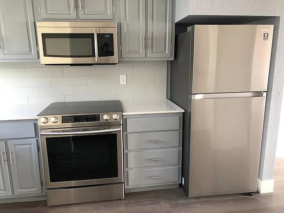 Building Photo - 807 Burnett Ave